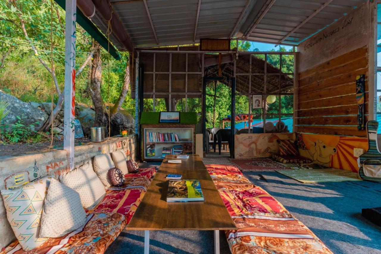 Vista Hostel Jeolikote, Nainital Patwa Dunga 외부 사진