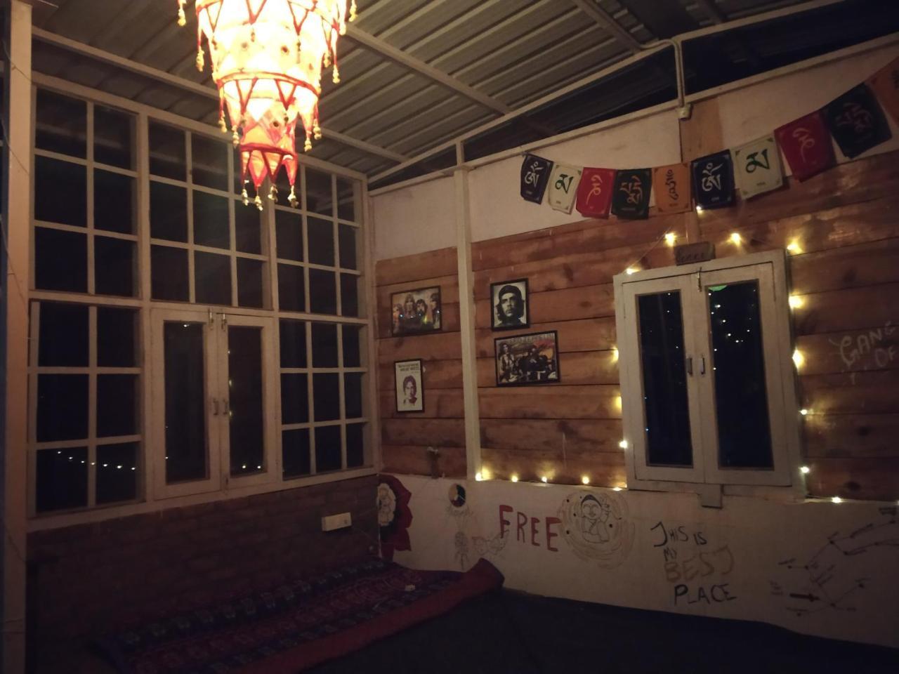 Vista Hostel Jeolikote, Nainital Patwa Dunga 외부 사진