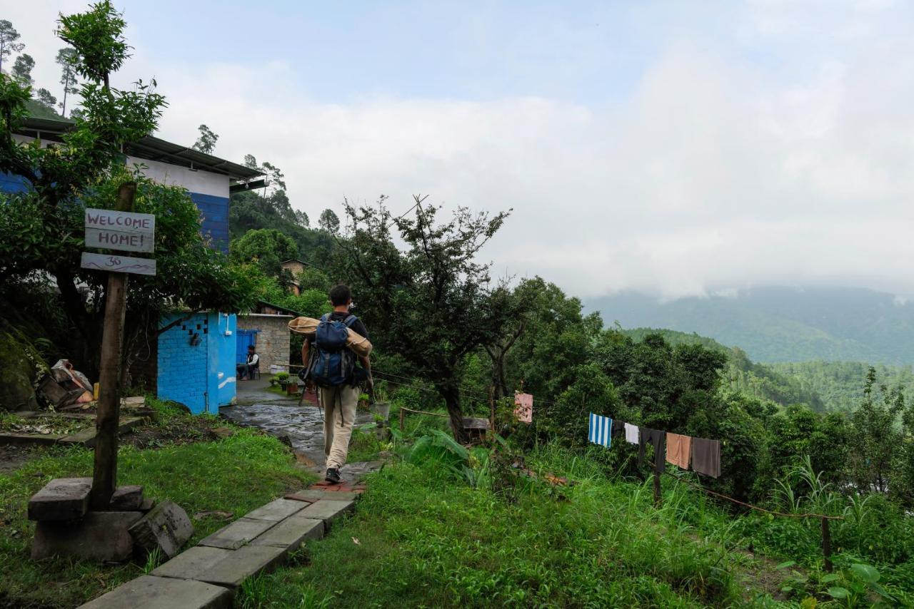 Vista Hostel Jeolikote, Nainital Patwa Dunga 외부 사진